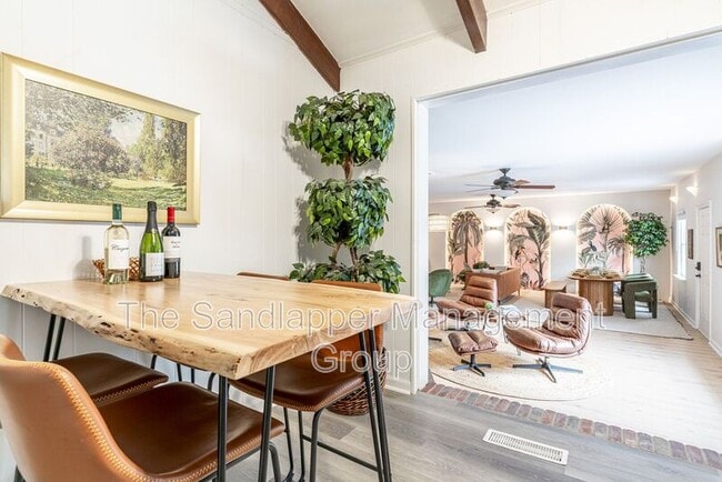 Building Photo - 4640 Glenn St