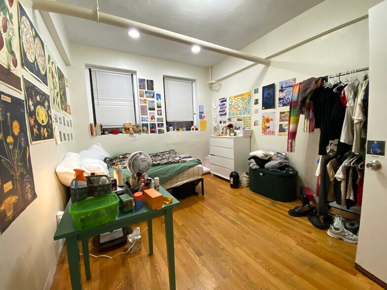 Building Photo - 78 Saint Stephen St