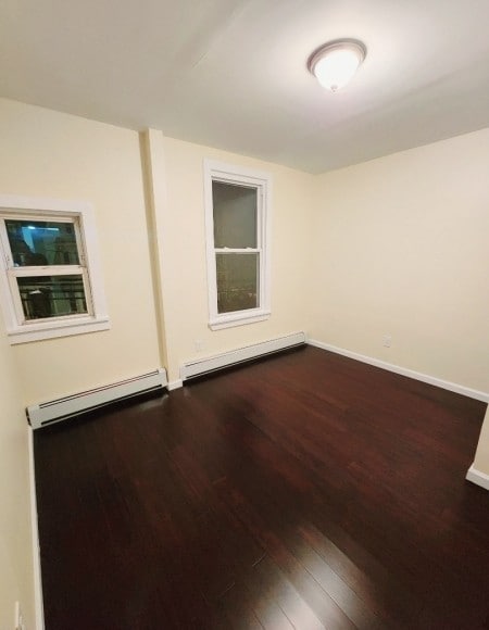 Building Photo - 350 13th Ave