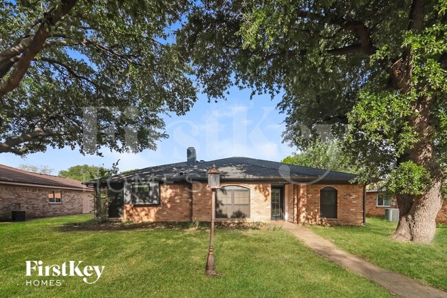 Building Photo - 6309 Topaz Way