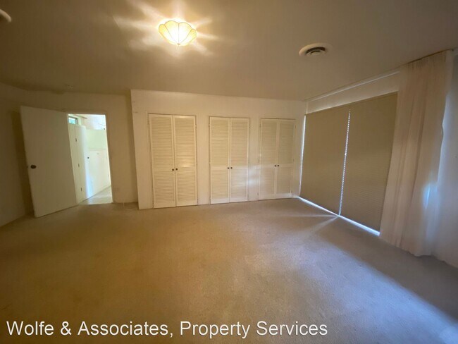 Building Photo - 3 br, 3 bath House - 3323 Cliff Drive