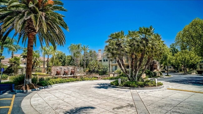 Building Photo - 24131 Del Monte Dr.