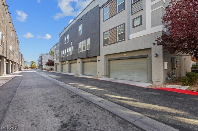 Building Photo - 9050 W Tropicana Ave