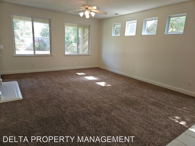 Building Photo - 4 br, 3 bath House - 2221 Serena Ave