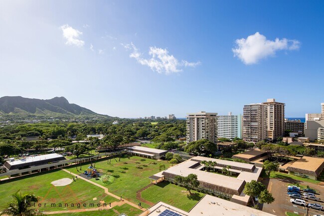 Building Photo - 2600 Pualani Way