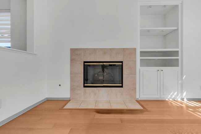 Building Photo - 5764 Kylie Ave