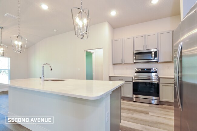 Building Photo - 60 Whippoorwill Dr