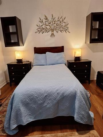 Building Photo - 2206 N Carroll Ave