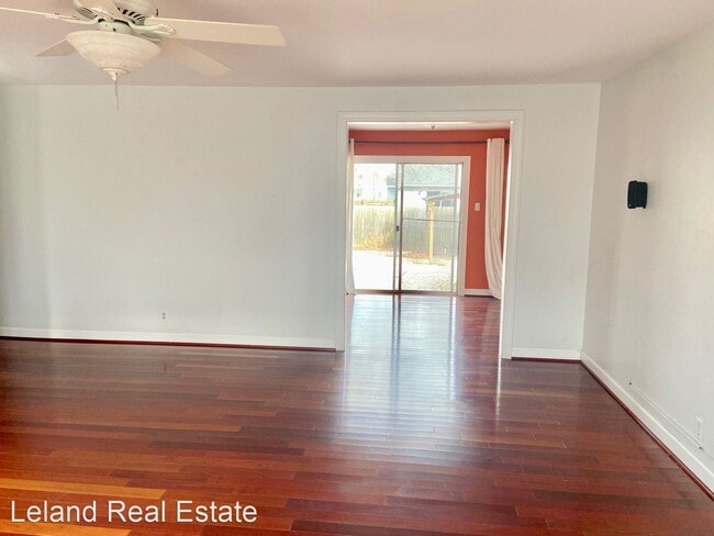 Building Photo - 4 br, 3 bath House - 1724 Sparrow Road