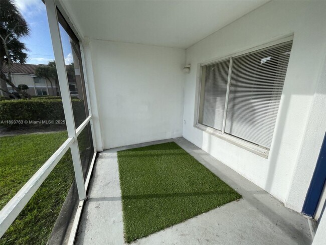 Building Photo - 815 Boynton Beach Blvd