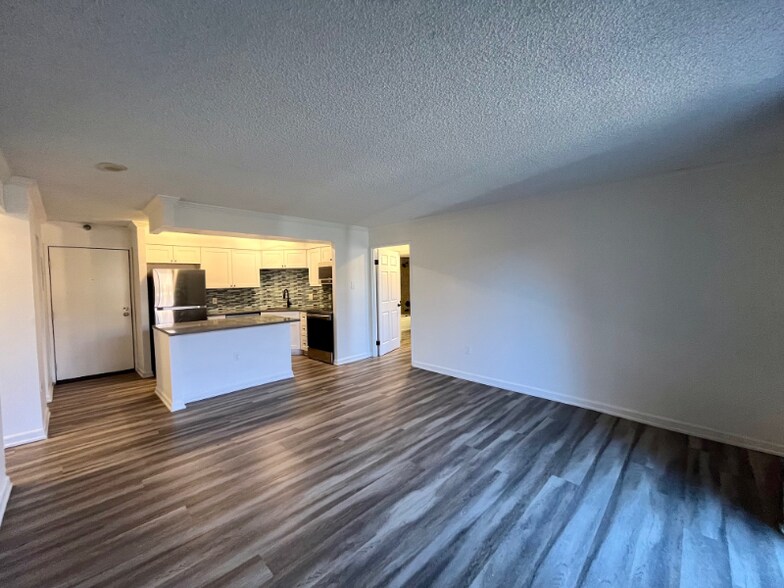 Building Photo - 1301 Speer Blvd