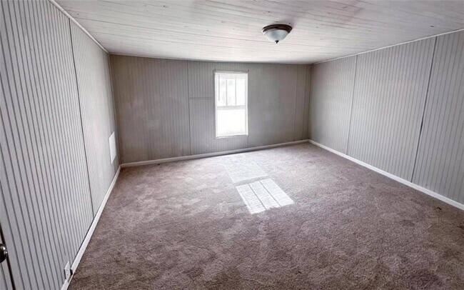 Building Photo - 109 South St