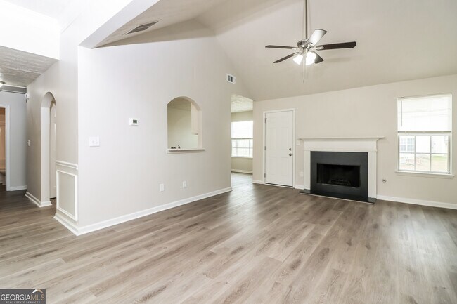 Building Photo - 90 Westfield Way