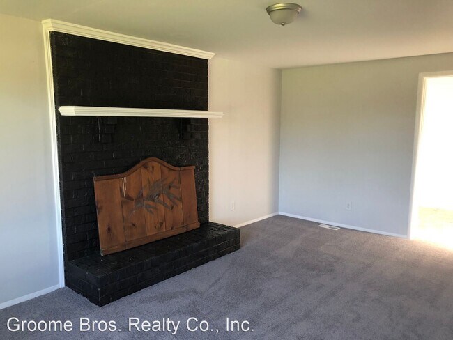 Building Photo - 3 br, 1.5 bath House - 6327 Queens Lace Ci...