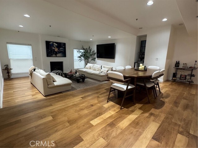 Building Photo - 12011 Goshen Ave