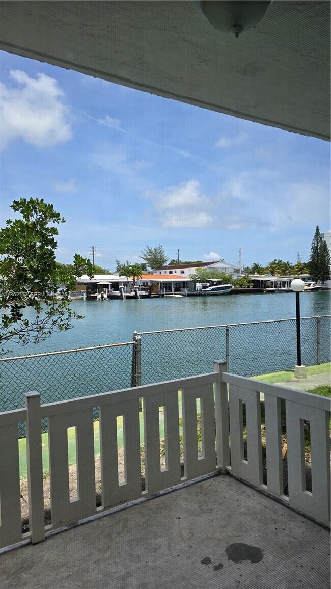 Building Photo - 7900 Tatum Waterway Dr