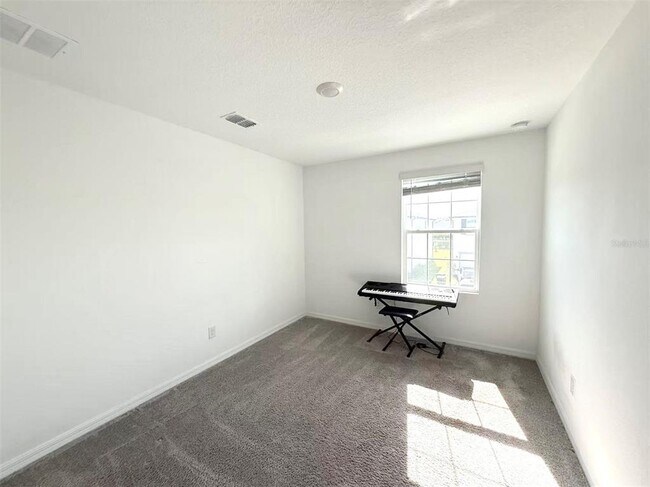 Building Photo - 2077 Derwent Dr
