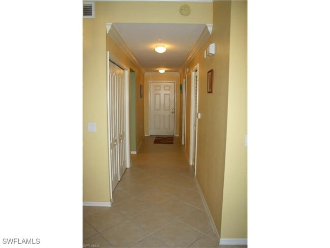 Building Photo - 8490 Kingbird Loop