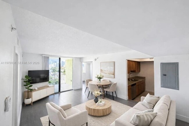 Building Photo - 219 NW 12th Ave