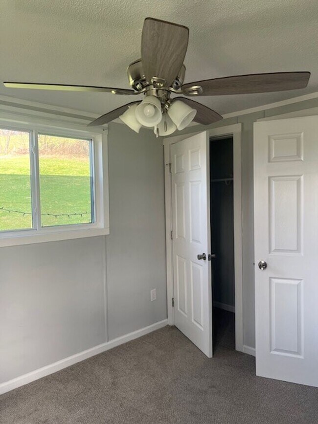 Building Photo - 2bed Rural Mobile Home