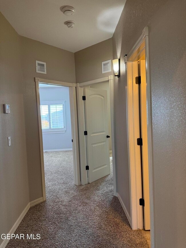 Building Photo - 3045 Woodhead