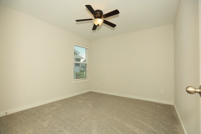 Building Photo - 233 Laura Leigh Ln