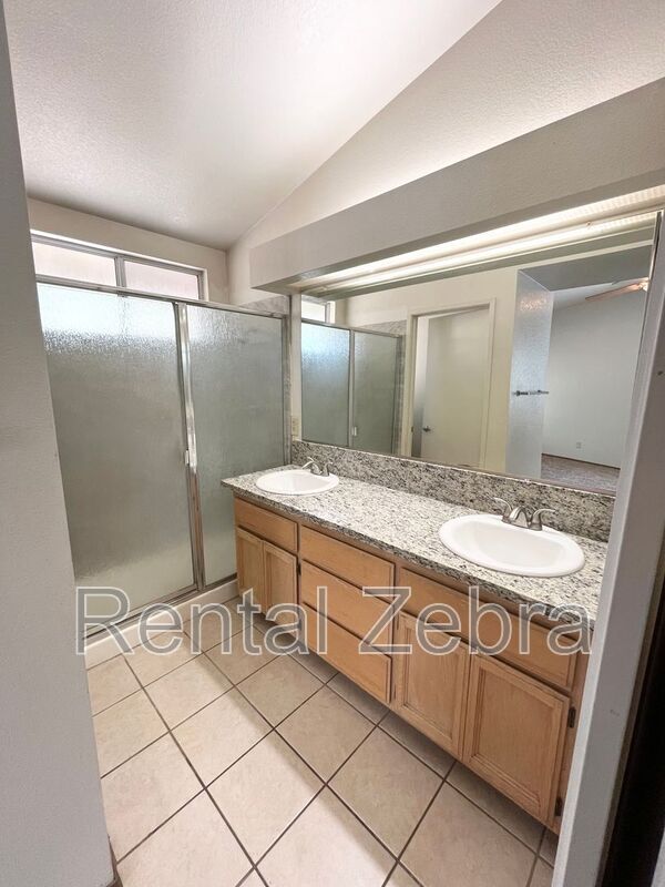 Building Photo - 3487 Tres Logos Dr