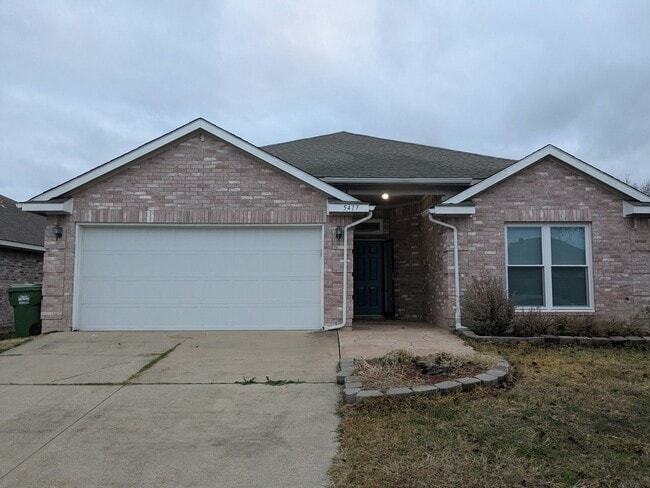 Building Photo - 5417 Beaver Ridge Dr