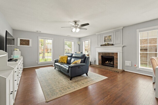 Building Photo - 10503 Minturn Ln