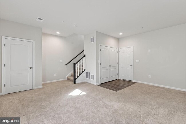 Building Photo - 1023 Flester Ln