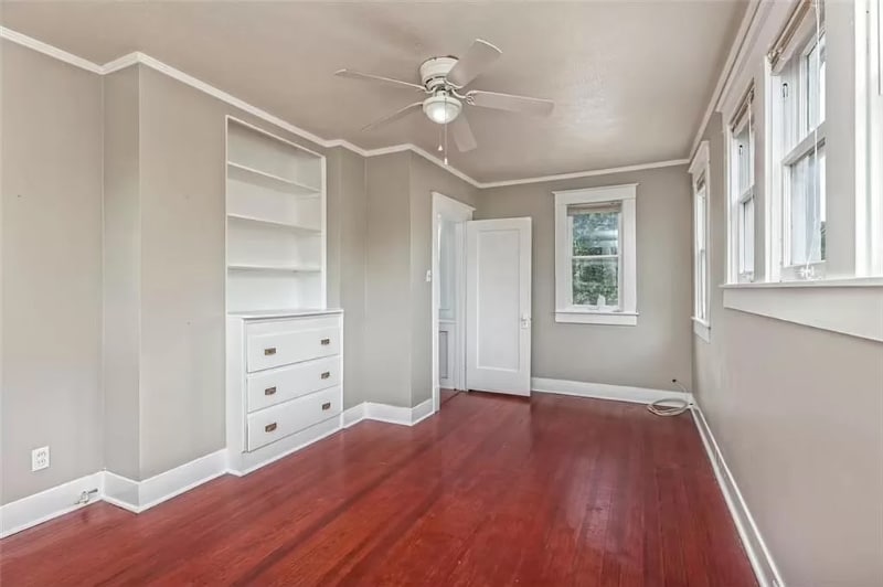 Building Photo - 2627 Fort Ave