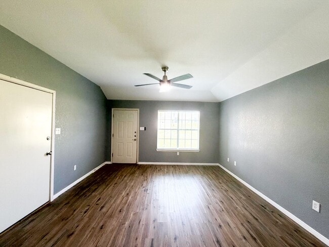 Building Photo - 2203 Indian Trail