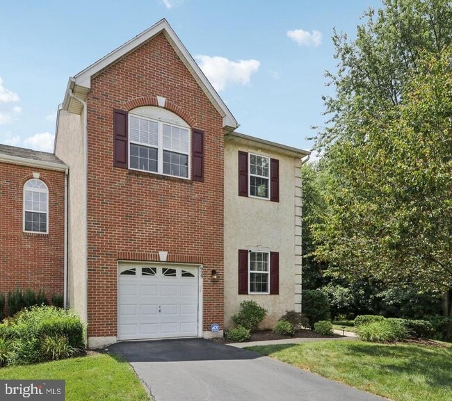 Primary Photo - 929 Shenkle Dr