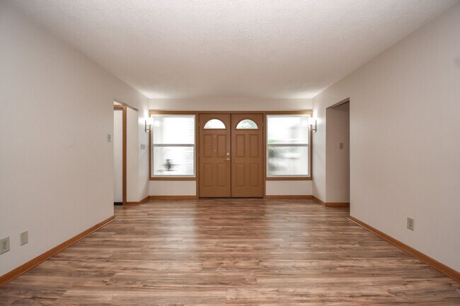 Building Photo - 3658 NW 40th Pl