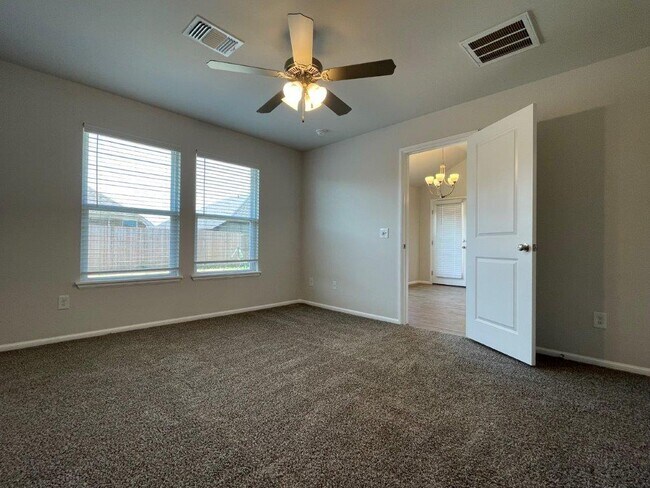 Building Photo - 3409 Piney River Dr