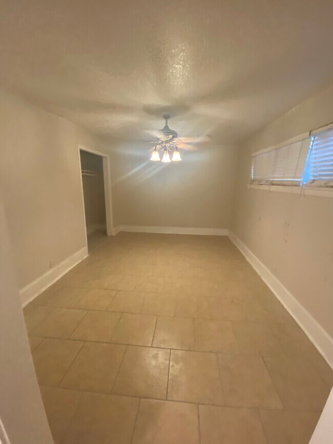 Building Photo - Colquitt (710)
