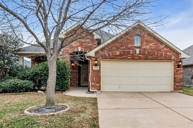 Building Photo - 6548 Fairview Dr