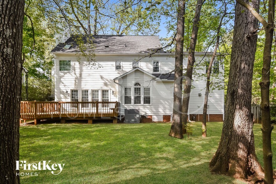 Building Photo - 11 Stonebury Ct