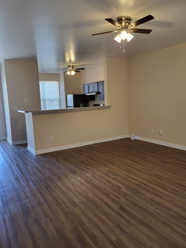 Building Photo - 6091 Camden Forrest Ct