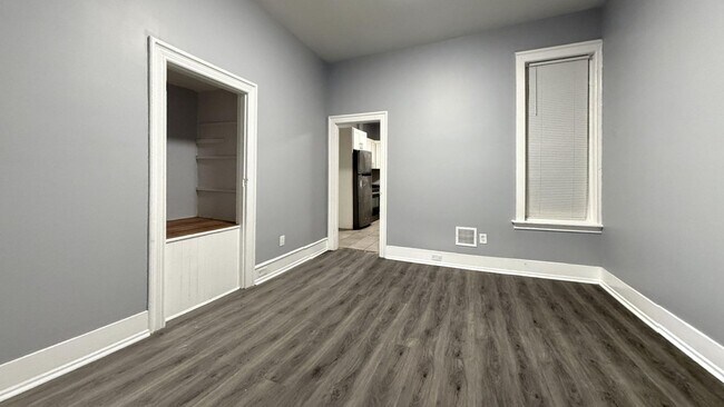 Building Photo - 3740 N Park Ave