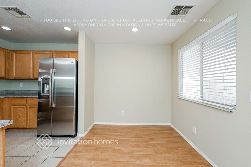 Building Photo - 942 Cantabria Heights Ave