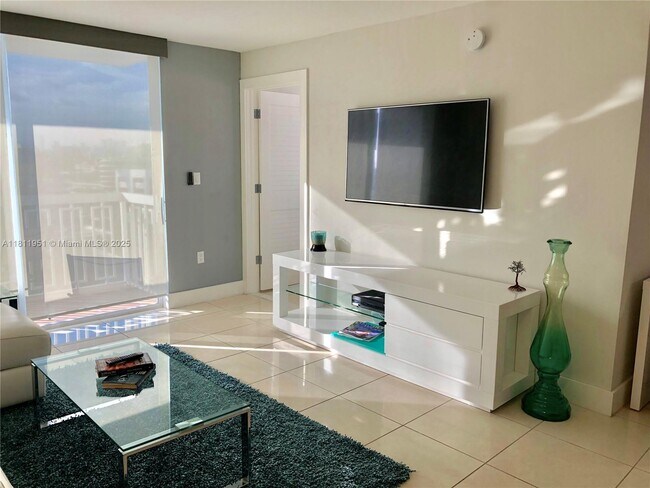Building Photo - 401 Ocean Dr