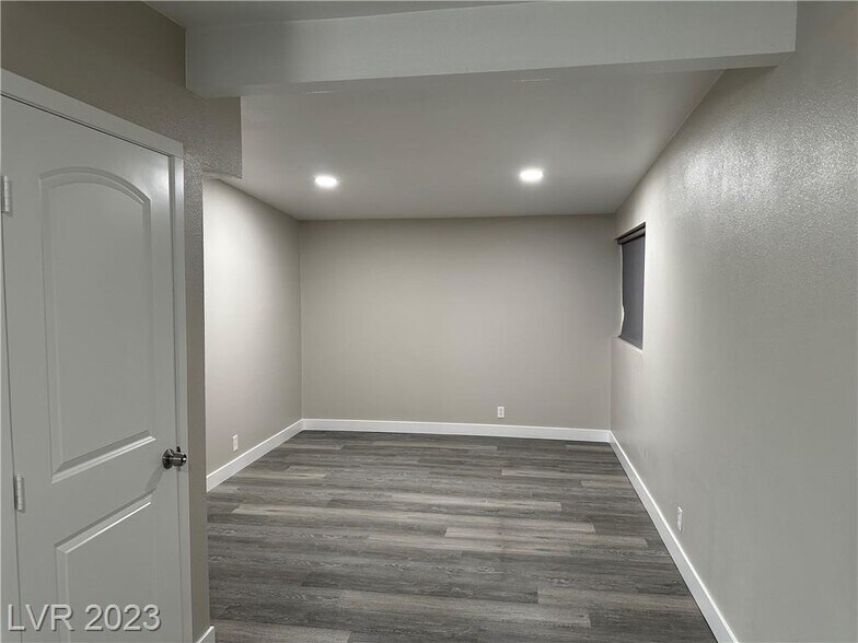Building Photo - 2753 Talbot St