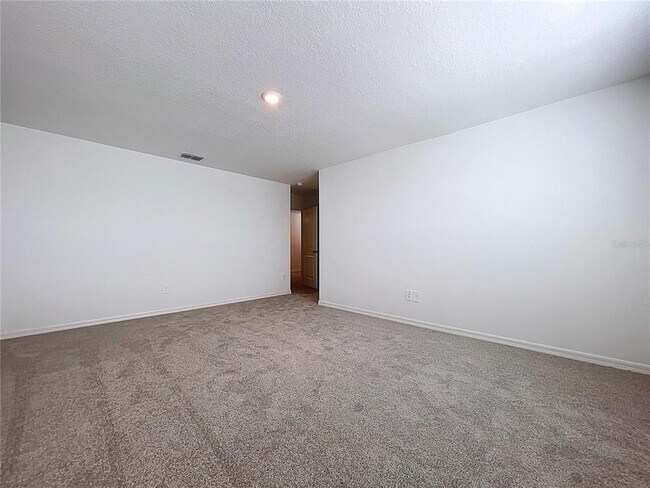 Building Photo - 17498 Happytrails St