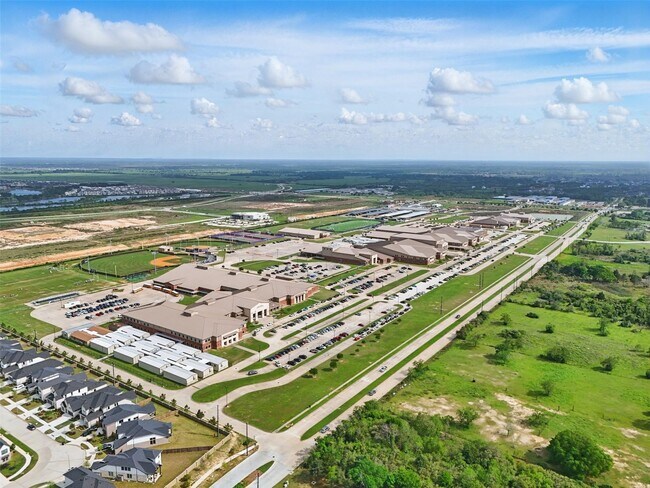 Building Photo - 29135 Brooks Valley Dr