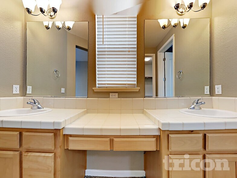 Building Photo - 5518 Savage Ave