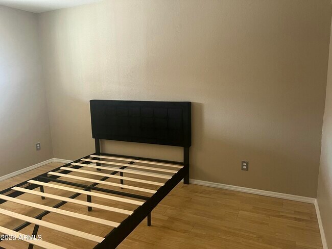 Building Photo - 1941 E Pegasus Dr