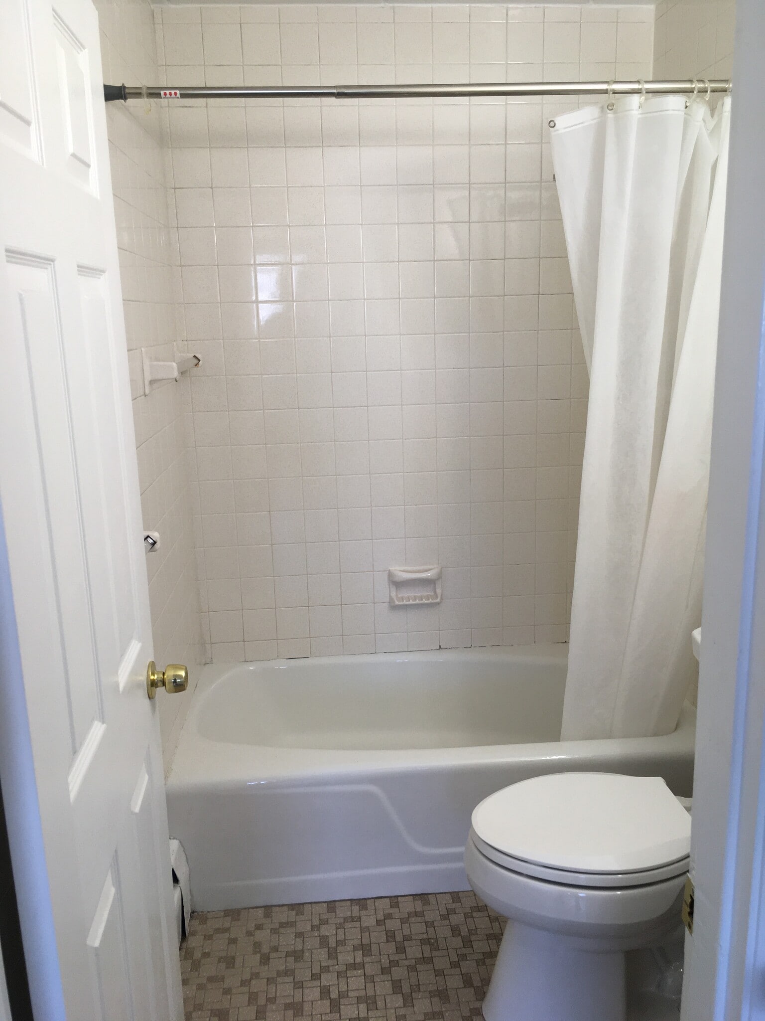 Building Photo - 186 Lexington St