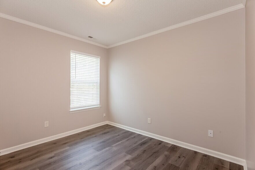 Building Photo - 9517 Bird Watch Ln