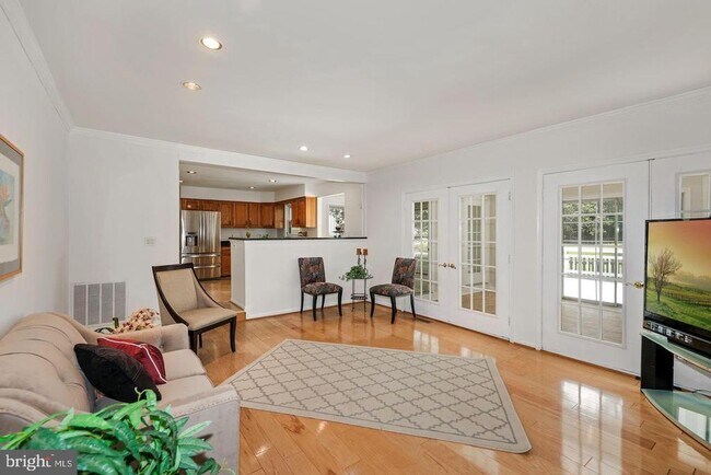 Building Photo - 14429 Stonebridge View Dr